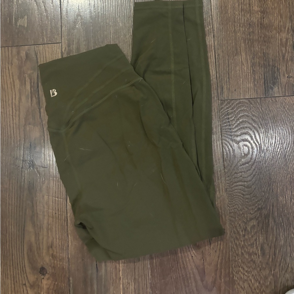 Buff bunny large leggings